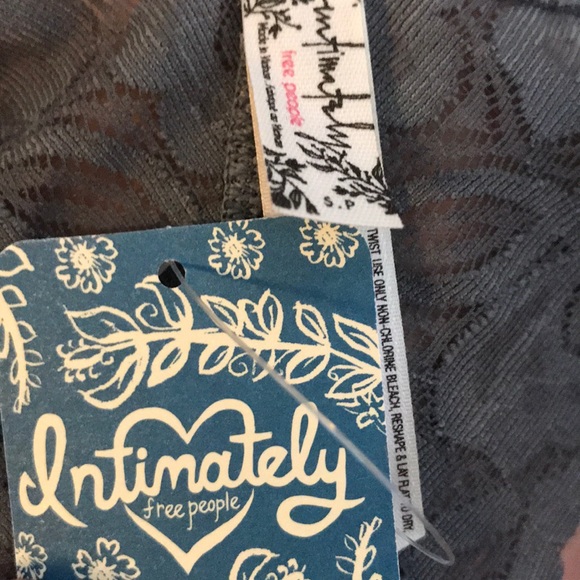 🌙FREE PEOPLE Galloon Lace Racerback Bralette🌙 - Picture 3 of 3